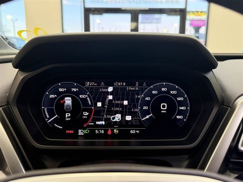 Used 2023 Audi Q4 e-tron Prestige image 16