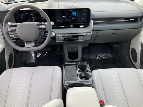 Used 2025 Hyundai Ioniq 5 Limited image 38