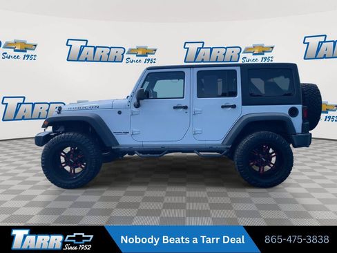 Used 2018 Jeep Wrangler Unlimited Rubicon w/ Connectivity Group AWD/4WD image 6