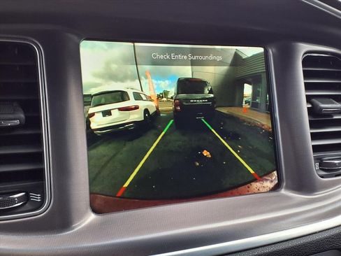 Used 2021 Dodge Charger SXT image 7