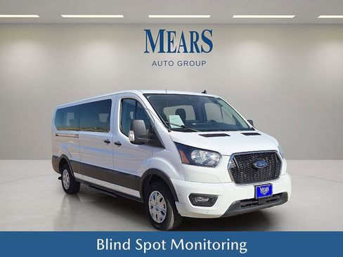Used 2023 Ford Transit 350 XLT image 8