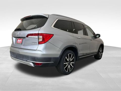 Used 2020 Honda Pilot Touring image 5