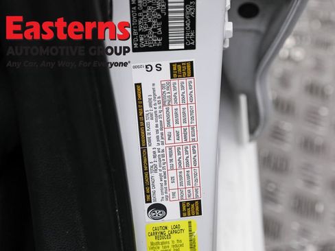 Used 2022 Toyota Corolla LE FWD image 35