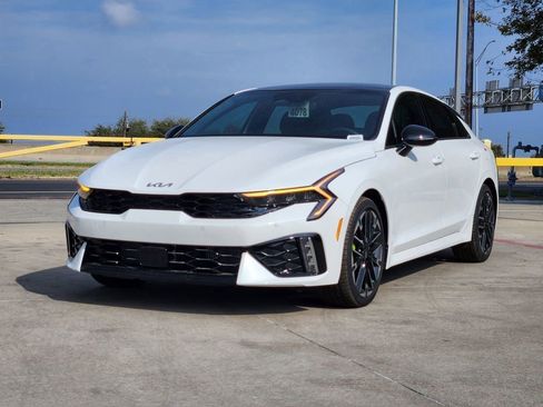 New 2026 Kia K5 GT FWD image 2