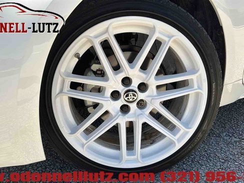 Used 2026 Toyota Corolla SE FWD image 2