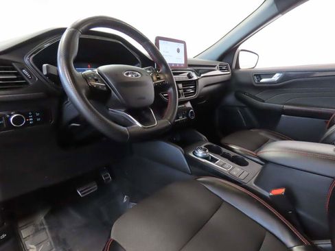 Used 2024 Ford Escape ST-Line image 8