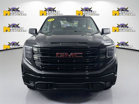 Used 2023 GMC Sierra 1500 Elevation image 2