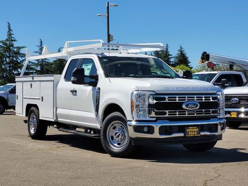 New 2026 Ford F350 XL w/ XL Chrome Package image 1