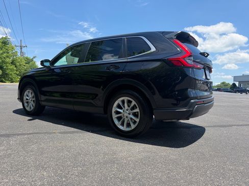 Used 2024 Honda CR-V EX image 10