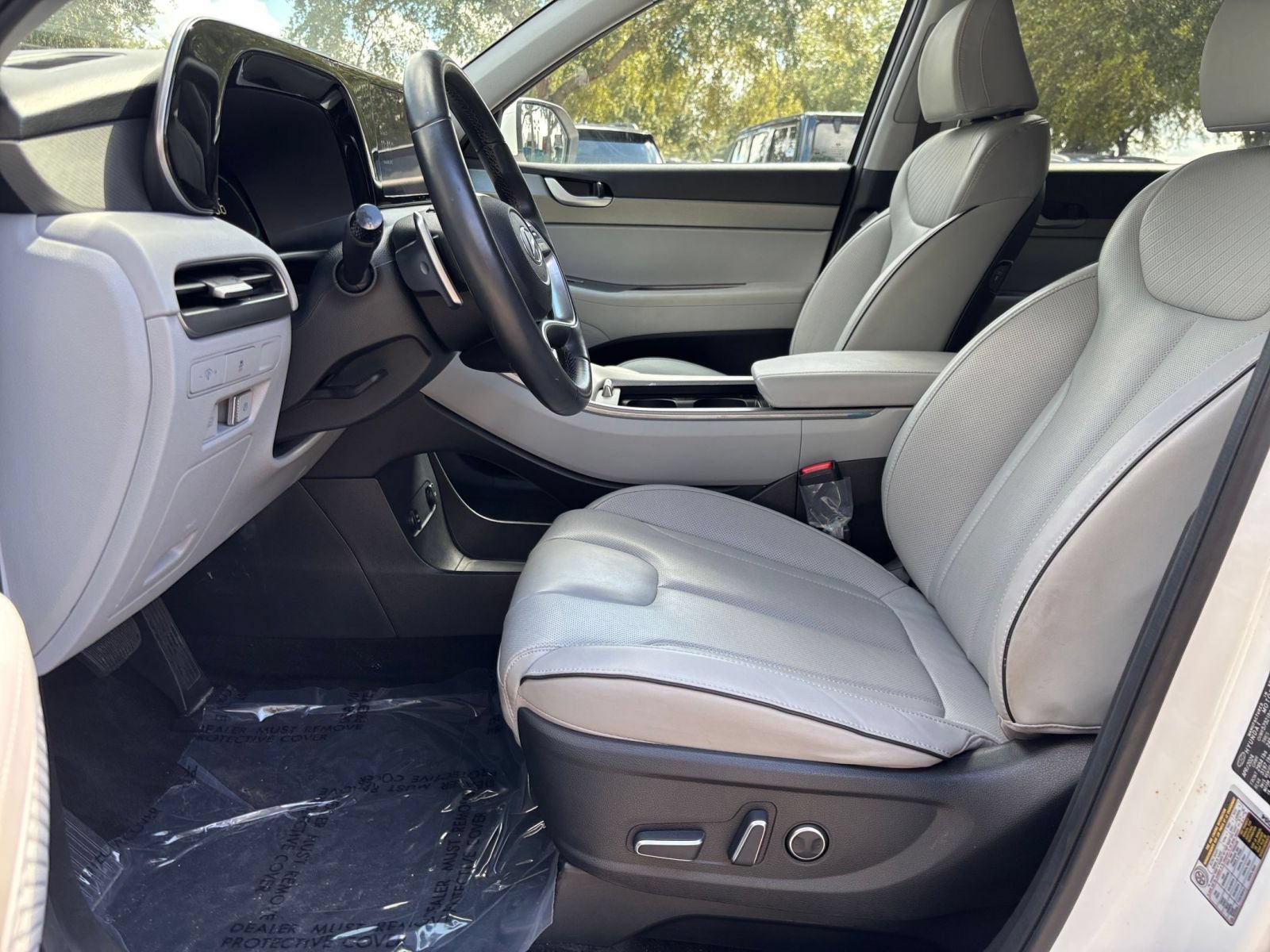 Used 2024 Hyundai Palisade SEL FWD image 29