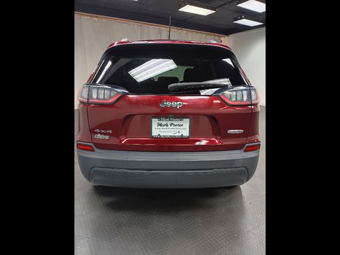 Used 2020 Jeep Cherokee Latitude w/ Cold Weather Group image 4