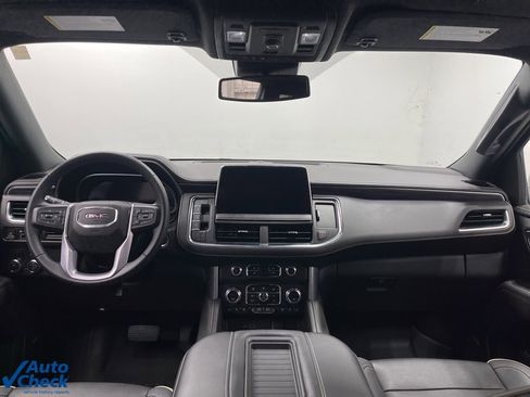 Used 2023 GMC Yukon XL SLT image 19