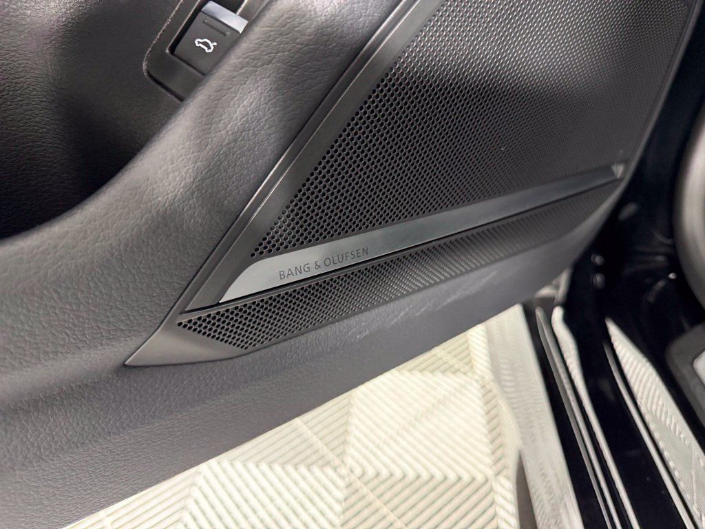 Used 2022 Audi RS 7 Sportback AWD/4WD image 28