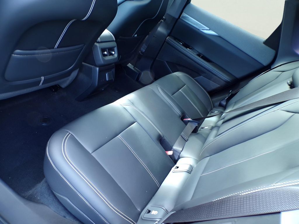New 2026 Cadillac Optiq Luxury 1 AWD/4WD image 7