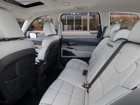 New 2025 Kia Telluride EX image 18