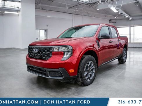 New 2025 Ford Maverick XLT image 26