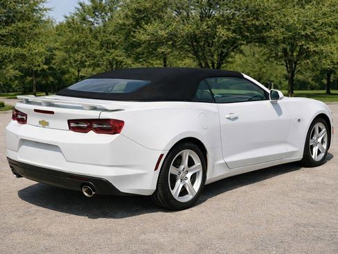 Used 2020 Chevrolet Camaro LT image 4