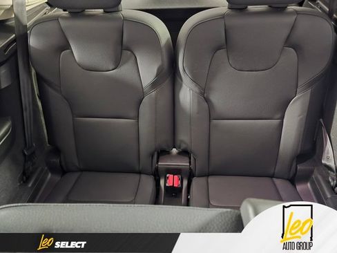 Used 2023 Volvo XC90 B6 Plus w/ Protection Package Premier AWD/4WD image 19