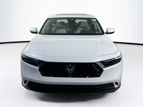 Used 2023 Honda Accord EX image 2