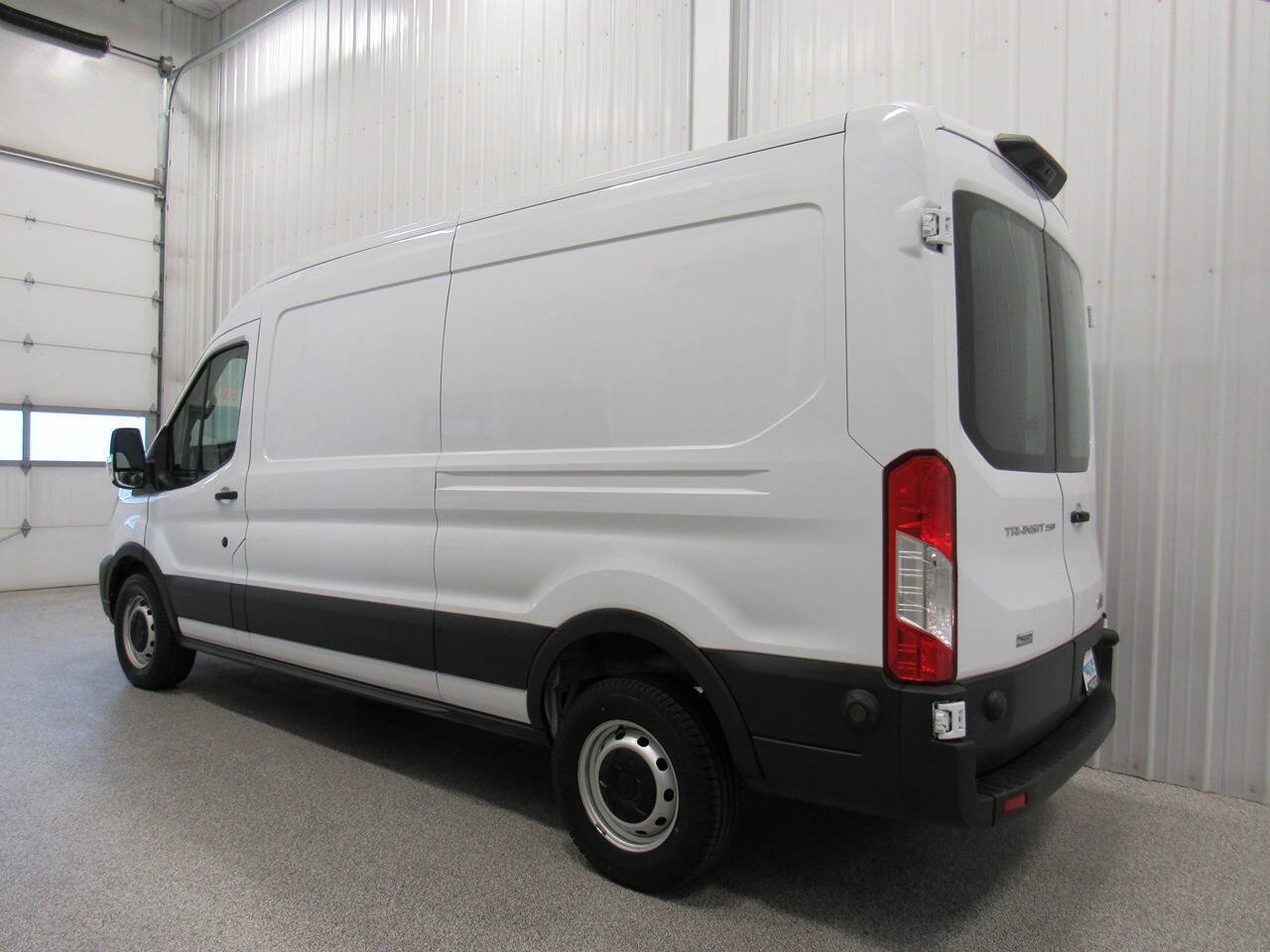 Used 2022 Ford Transit 250 Medium Roof w/ Load Area Protection Package RWD image 2