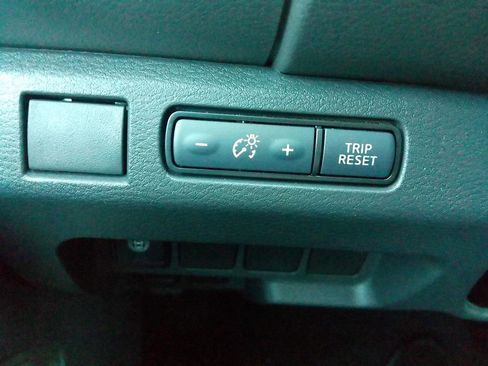 New 2026 Nissan Frontier SV w/ Tow Package image 38