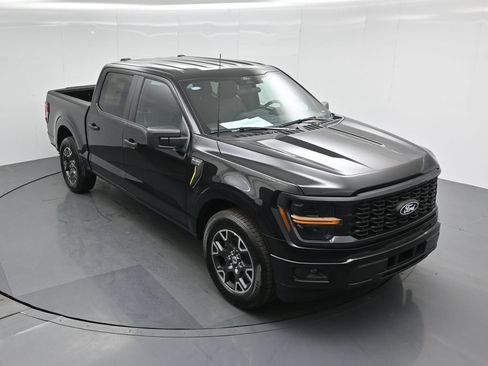 Used 2025 Ford F150 STX w/ Equipment Group 200A RWD image 32