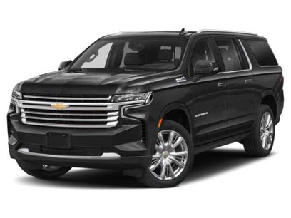 Used 2024 Chevrolet Suburban High Country w/ Premium Package 2
