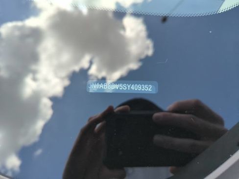 Certified 2018 Nissan Murano SL w/ Cargo Package FWD image 7