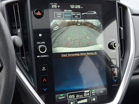 Certified 2025 Subaru Crosstrek 2.0i Premium image 18