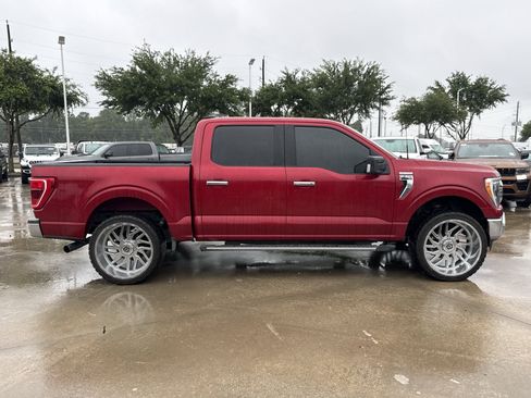 Used 2021 Ford F150 XLT w/ Equipment Group 302A High RWD image 3