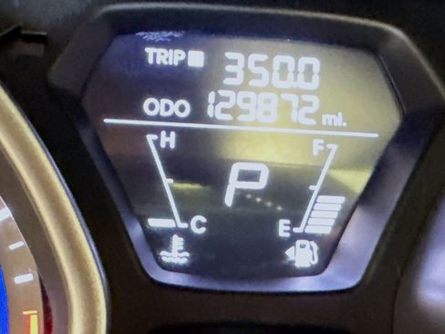 Used 2012 Hyundai Elantra Limited image 18