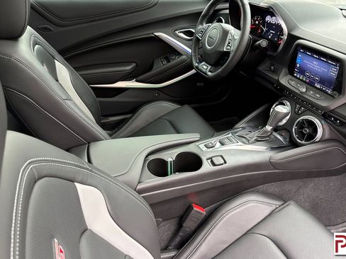 Certified 2023 Chevrolet Camaro SS image 17