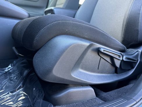 Used 2024 Honda CR-V LX image 15