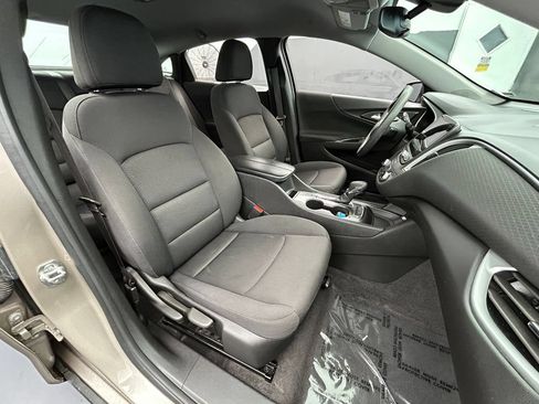 Used 2024 Chevrolet Malibu LT FWD image 14