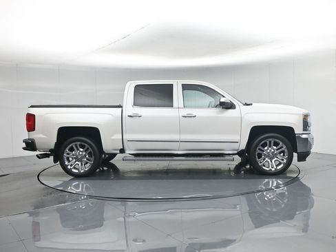 Used 2016 Chevrolet Silverado 1500 LTZ w/ LTZ Plus Package image 27