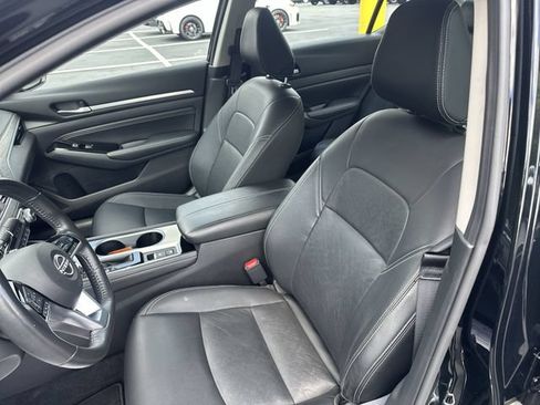 Used 2023 Nissan Altima 2.5 SL FWD image 15