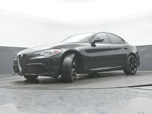 Used 2021 Alfa Romeo Giulia Ti Sport AWD/4WD image 28