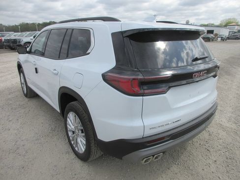New 2026 GMC Acadia Elevation w/ Elevation Premium Package AWD/4WD image 9