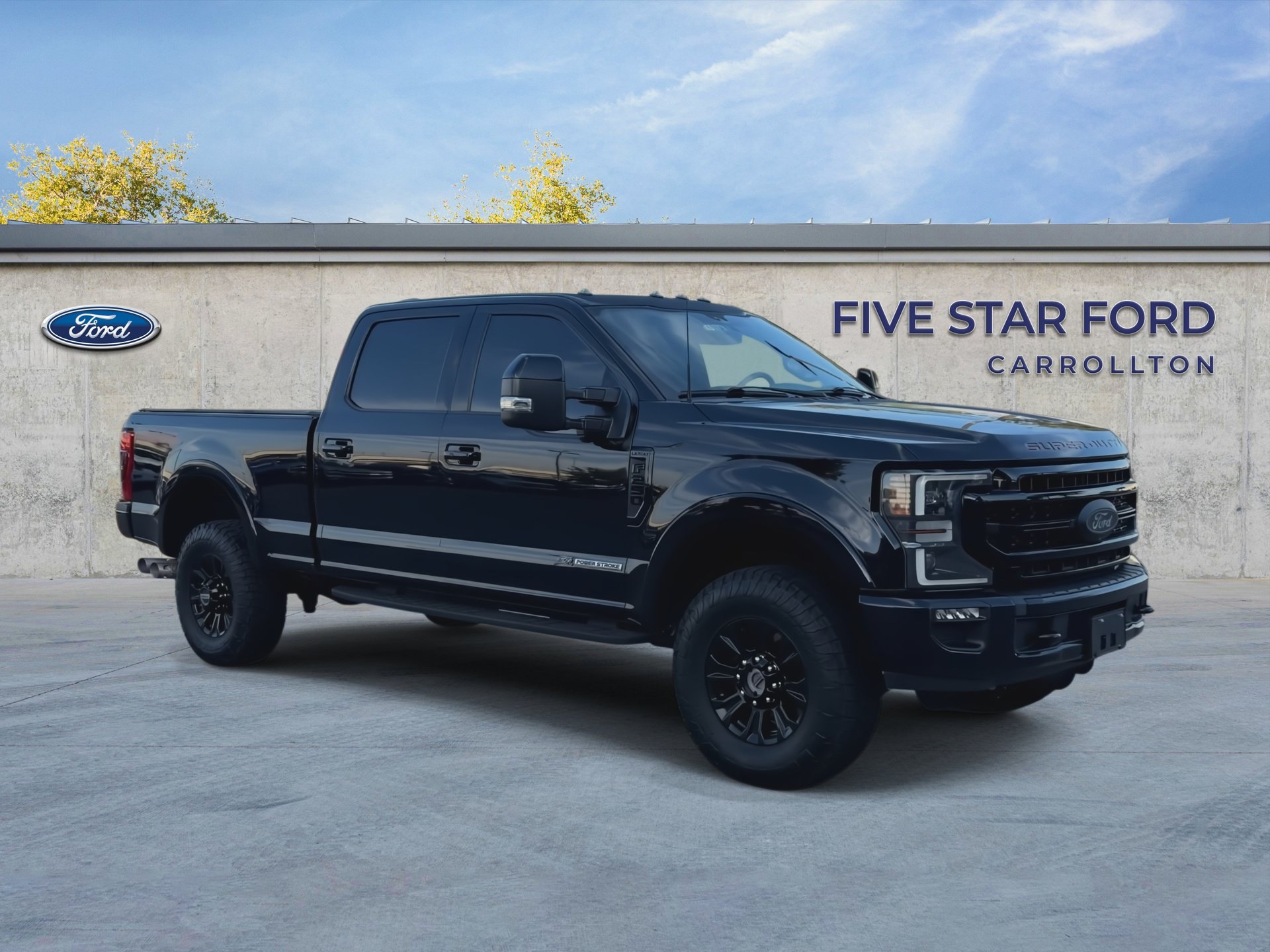 Used 2022 Ford F250 Lariat w/ Tremor Off-Road Package AWD/4WD image 2