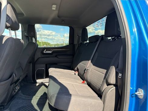 Used 2024 Chevrolet Silverado 1500 RST AWD/4WD image 34