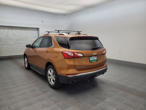 Used 2019 Chevrolet Equinox LT FWD image 5
