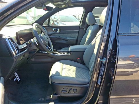 New 2025 Kia Sorento SX Prestige w/ Sage Leather Package image 13