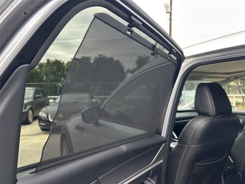 Used 2024 MAZDA CX-90 3.3 Turbo w/ Premium Package image 19