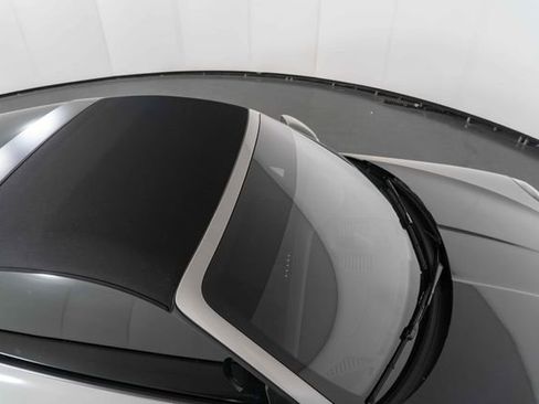 Used 2023 Porsche 911 Targa 4 GTS image 32