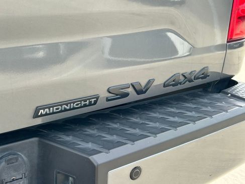 Used 2019 Nissan Titan SV w/ SV Convenience Package AWD/4WD image 13