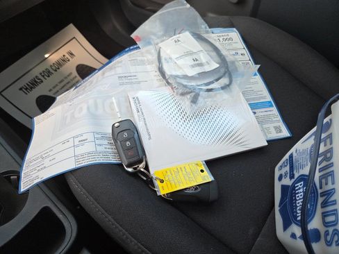 Used 2025 Ford Maverick XL w/ Equipment Group 102A image 17