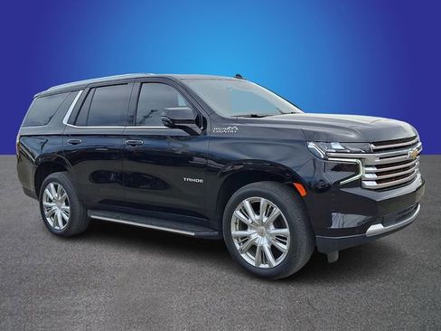 Used 2024 Chevrolet Tahoe High Country image 3