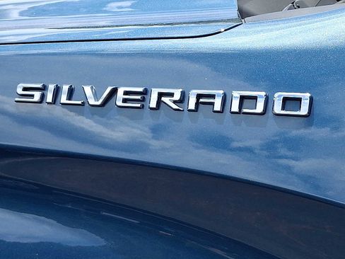 Used 2024 Chevrolet Silverado 1500 LT AWD/4WD image 30