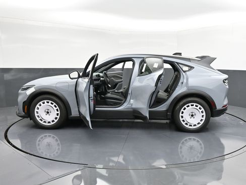 New 2025 Ford Mustang Mach-E GT image 27