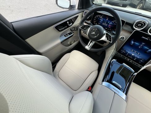 New 2026 Mercedes-Benz GLC 300 4MATIC image 16